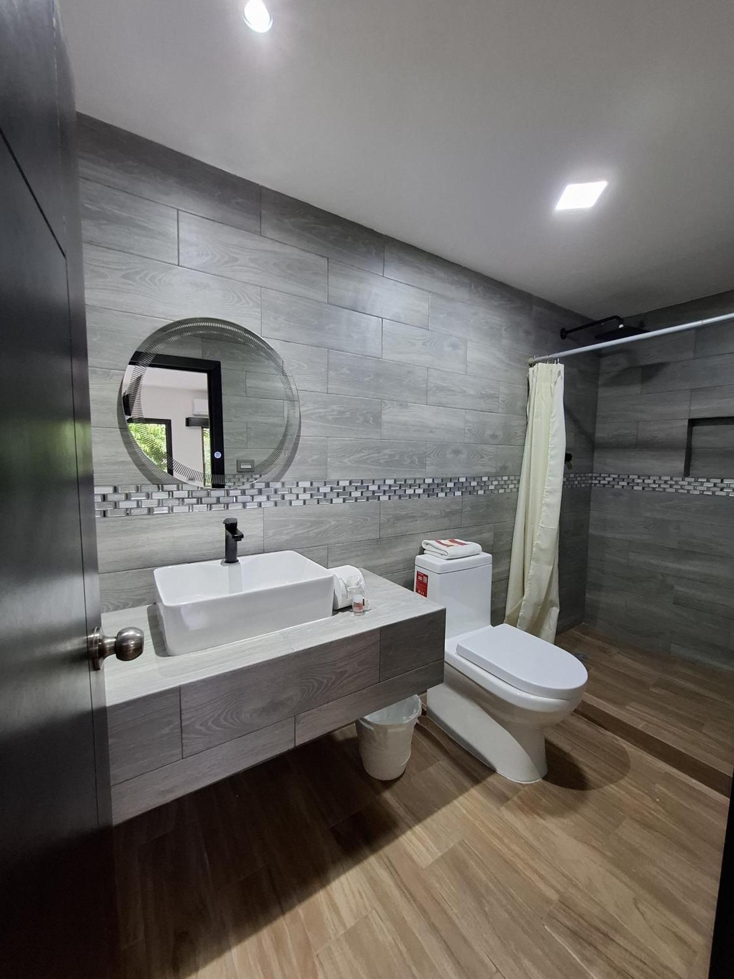 Hotel Sevilla פלנקה מראה חיצוני תמונה