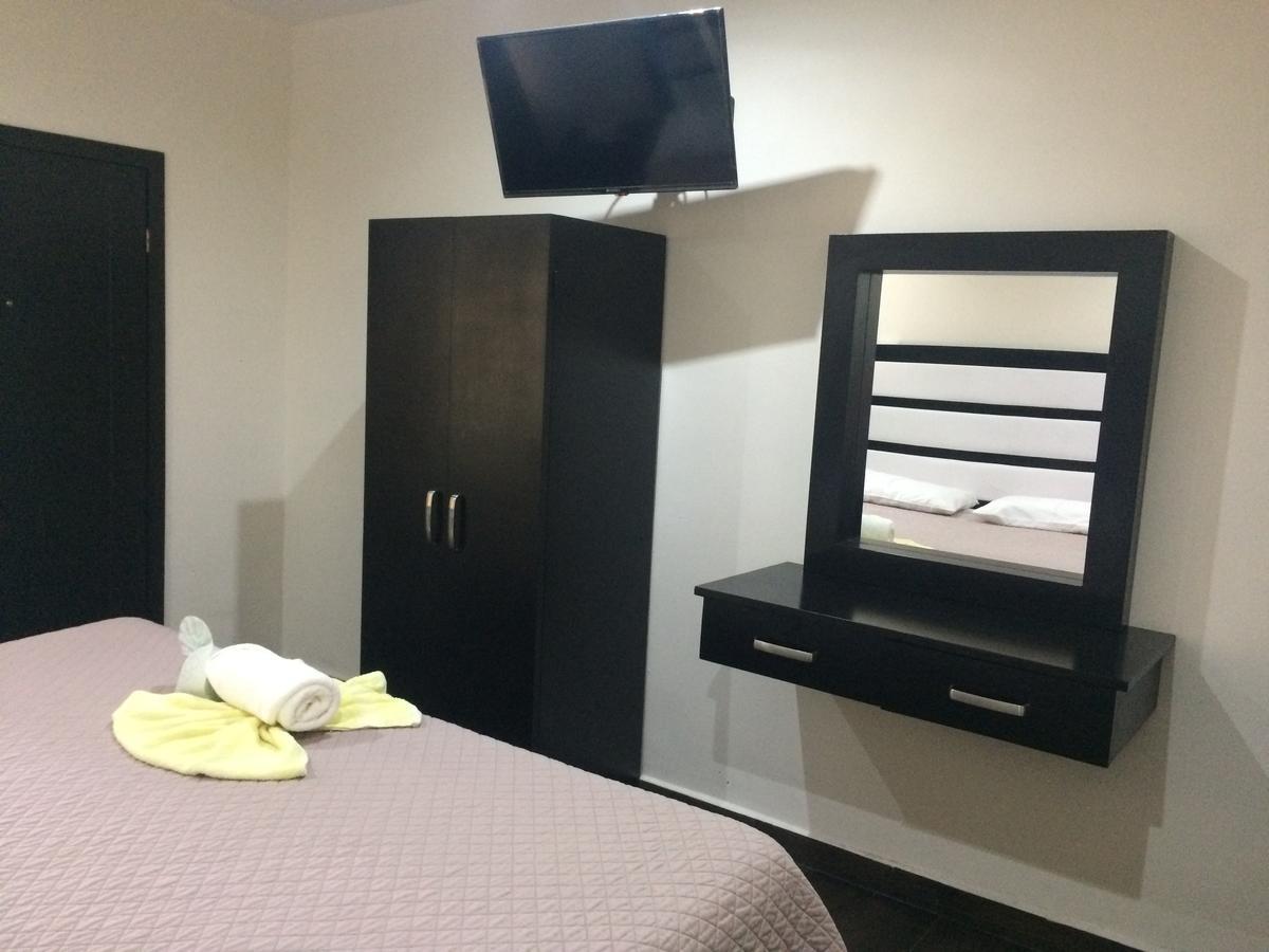 Hotel Sevilla פלנקה מראה חיצוני תמונה